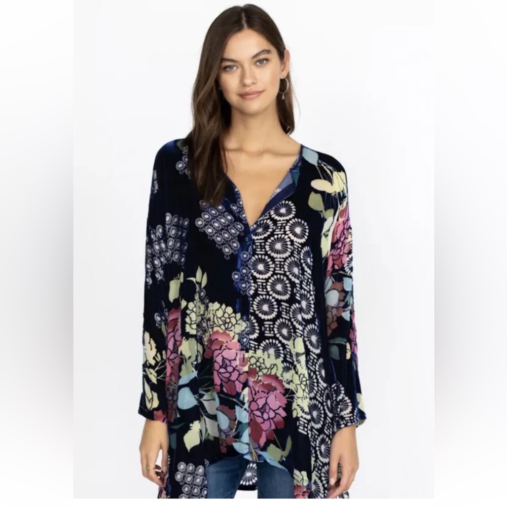 Johnny Was Sierra Burnout Cya Tunic Blue Floral. Size L. NWT! Trending 2025 - Picture 4 of 9